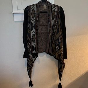 Peruvian Connection Peru - womens black / Aztec print sweater wrap with tassels